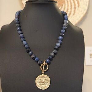 Anthropologie Serefina Beaded Necklace
Gold Coin Toggle Clasp Pendant 18" inch